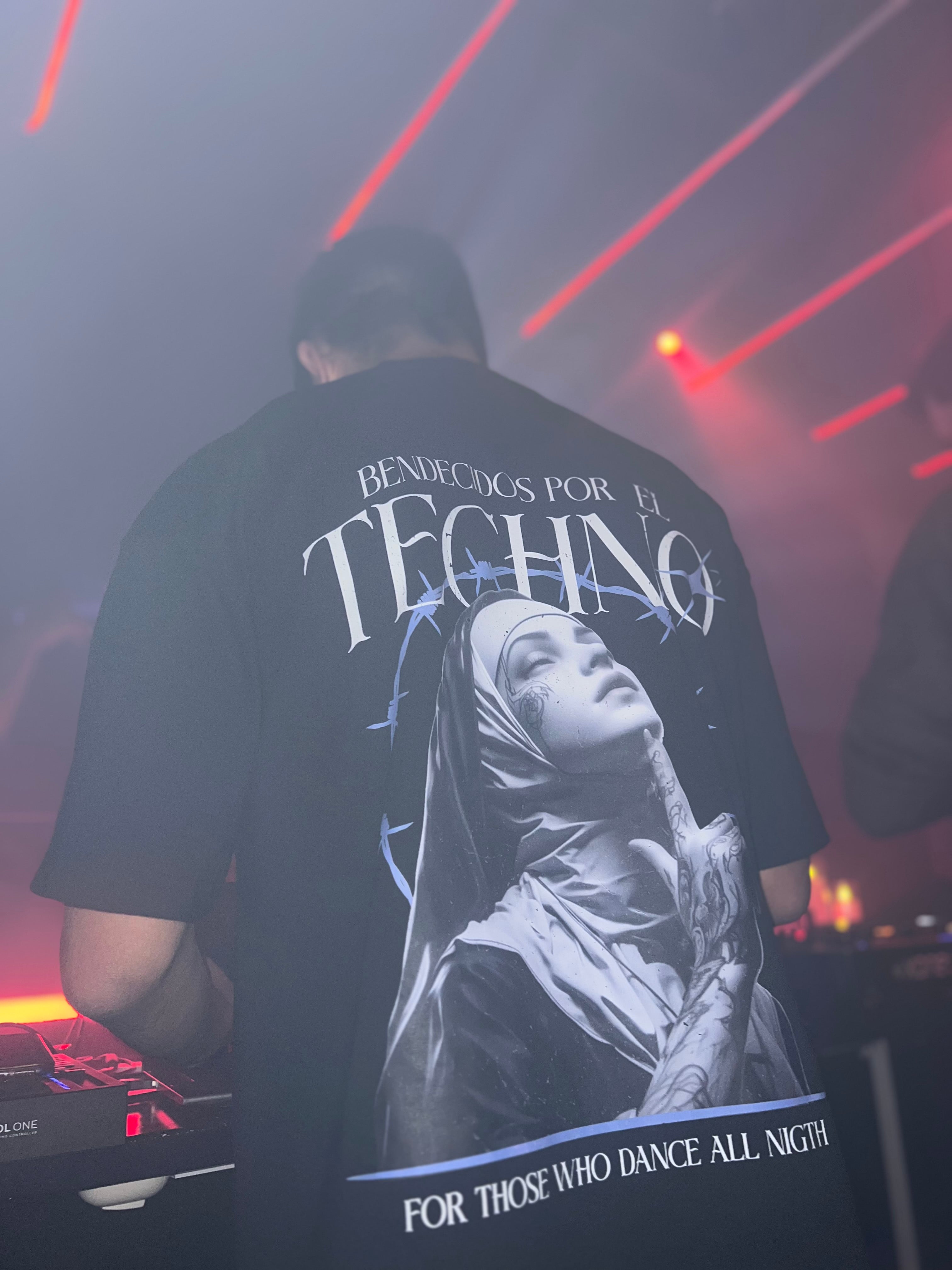 BENDECIDOS POR EL TECHNO